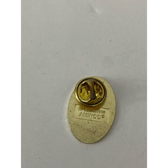 Olympics pin gold tone small - Picture 3 of 3